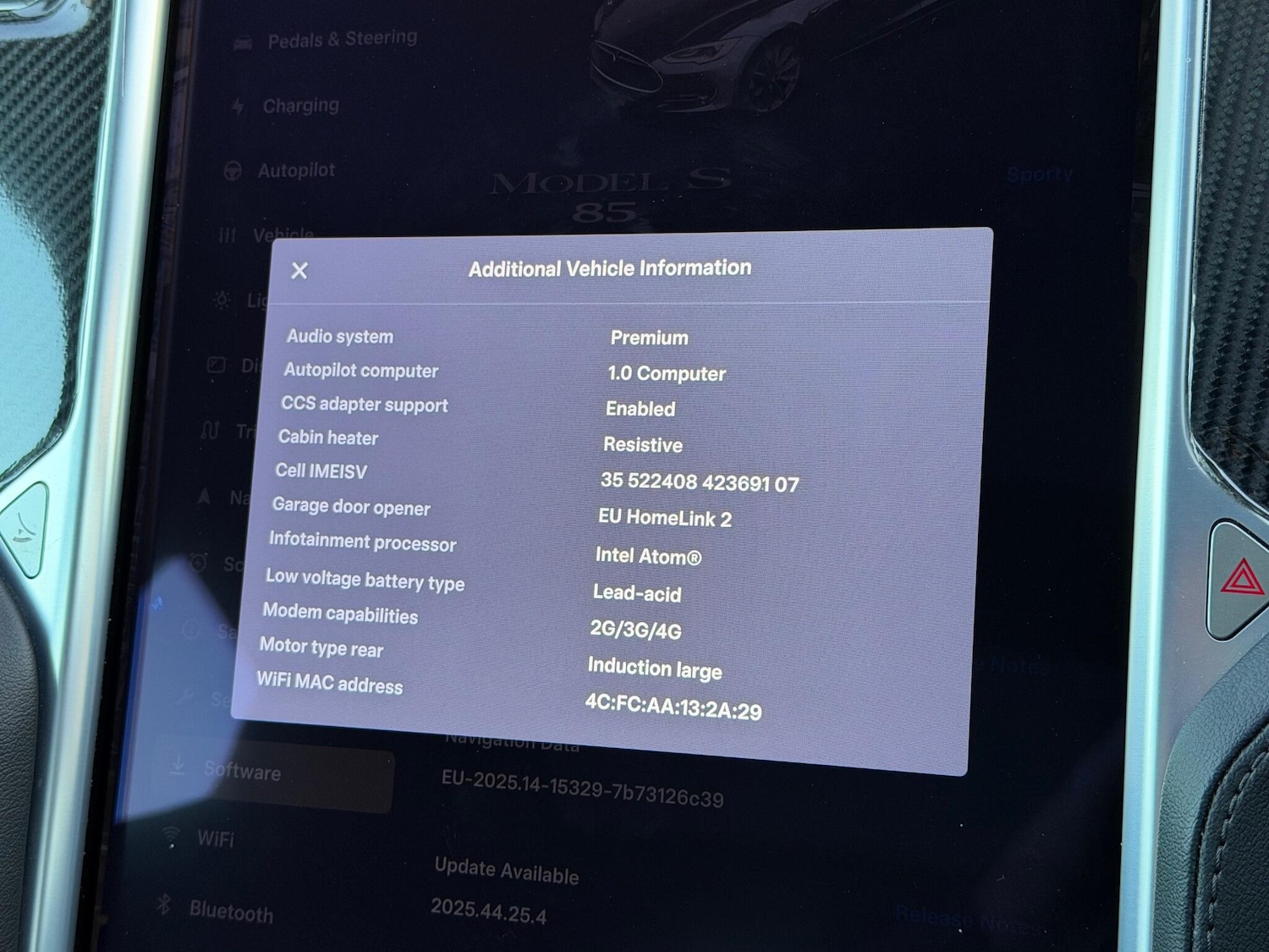 Used Tesla Model S 2015 for sale - 76913261: Photo 32