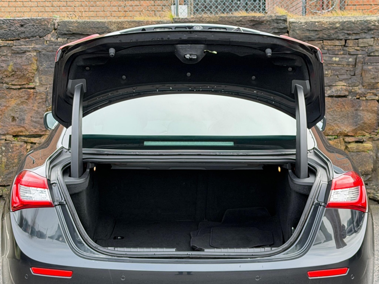 Used Maserati Ghibli 2014 for sale - 77633514: Photo 21