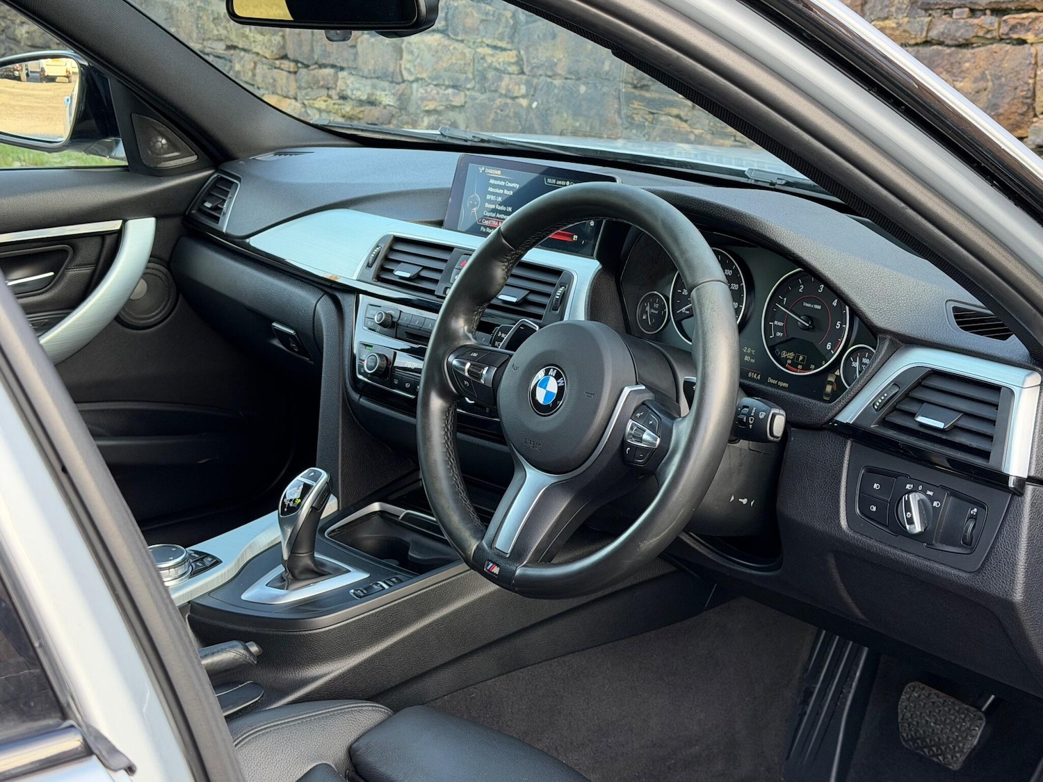 Used BMW 3 Series 2016 for sale - 76781241: Photo 12