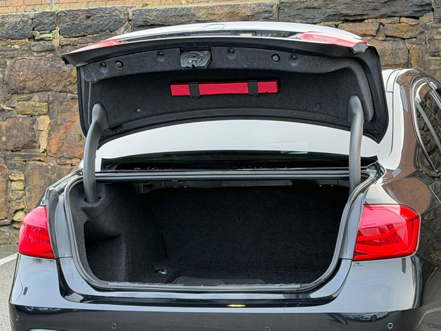 Used BMW 3 Series for sale - 78136290: Photo 21