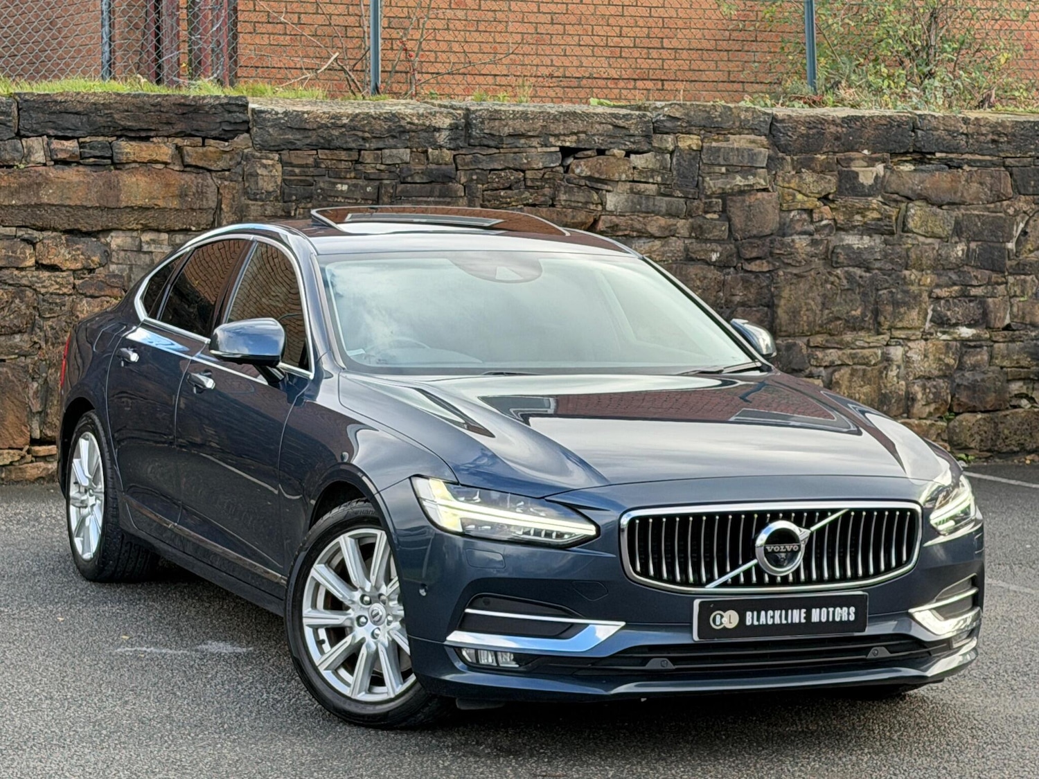 Used Volvo S90 2018 for sale - 76432695: Photo 1