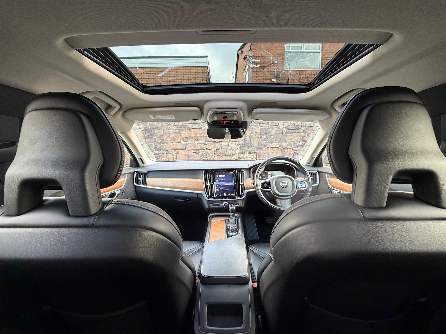 Used Volvo S90 2018 for sale - 76432695: Photo 11