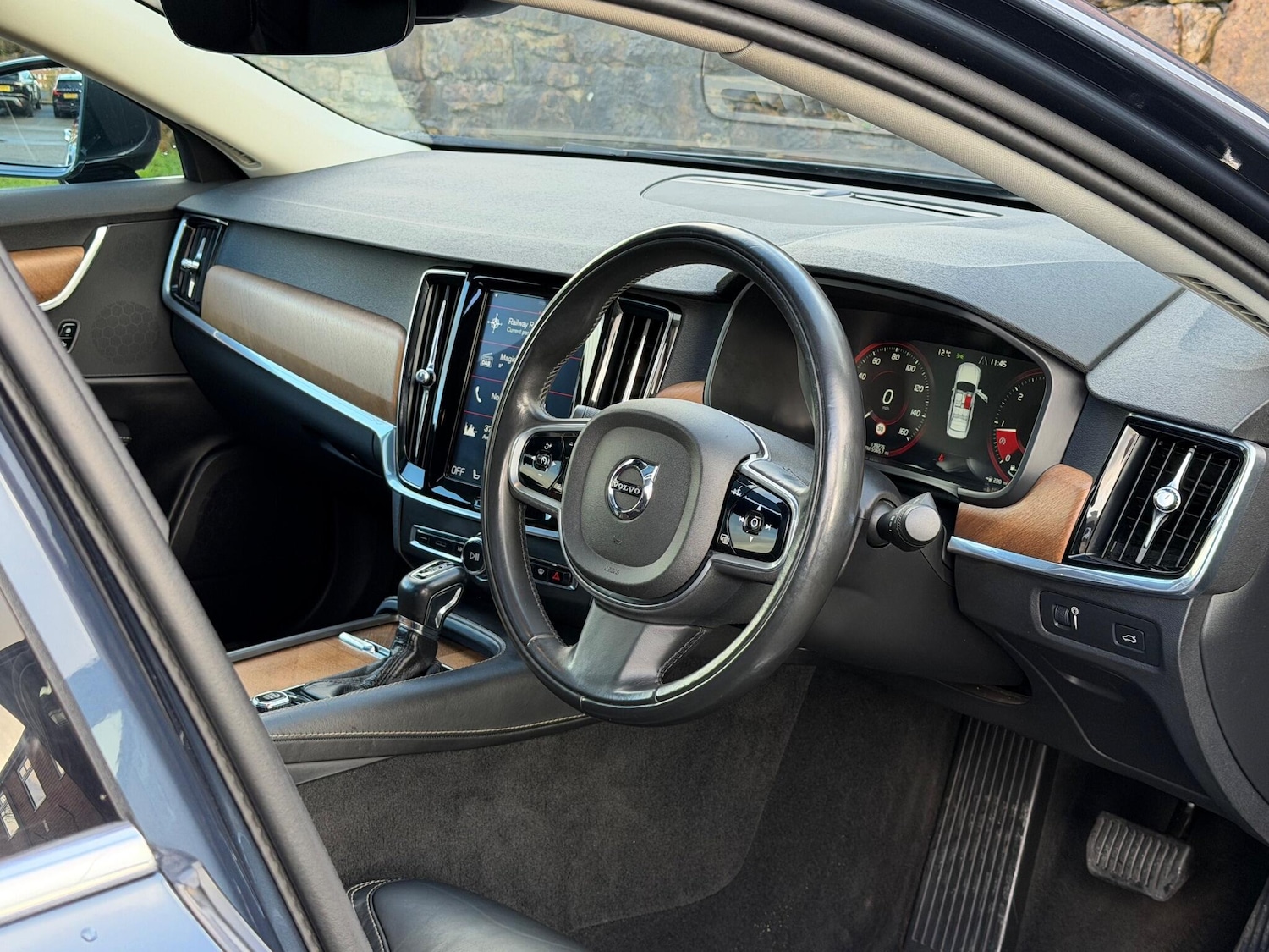 Used Volvo S90 2018 for sale - 76432695: Photo 13