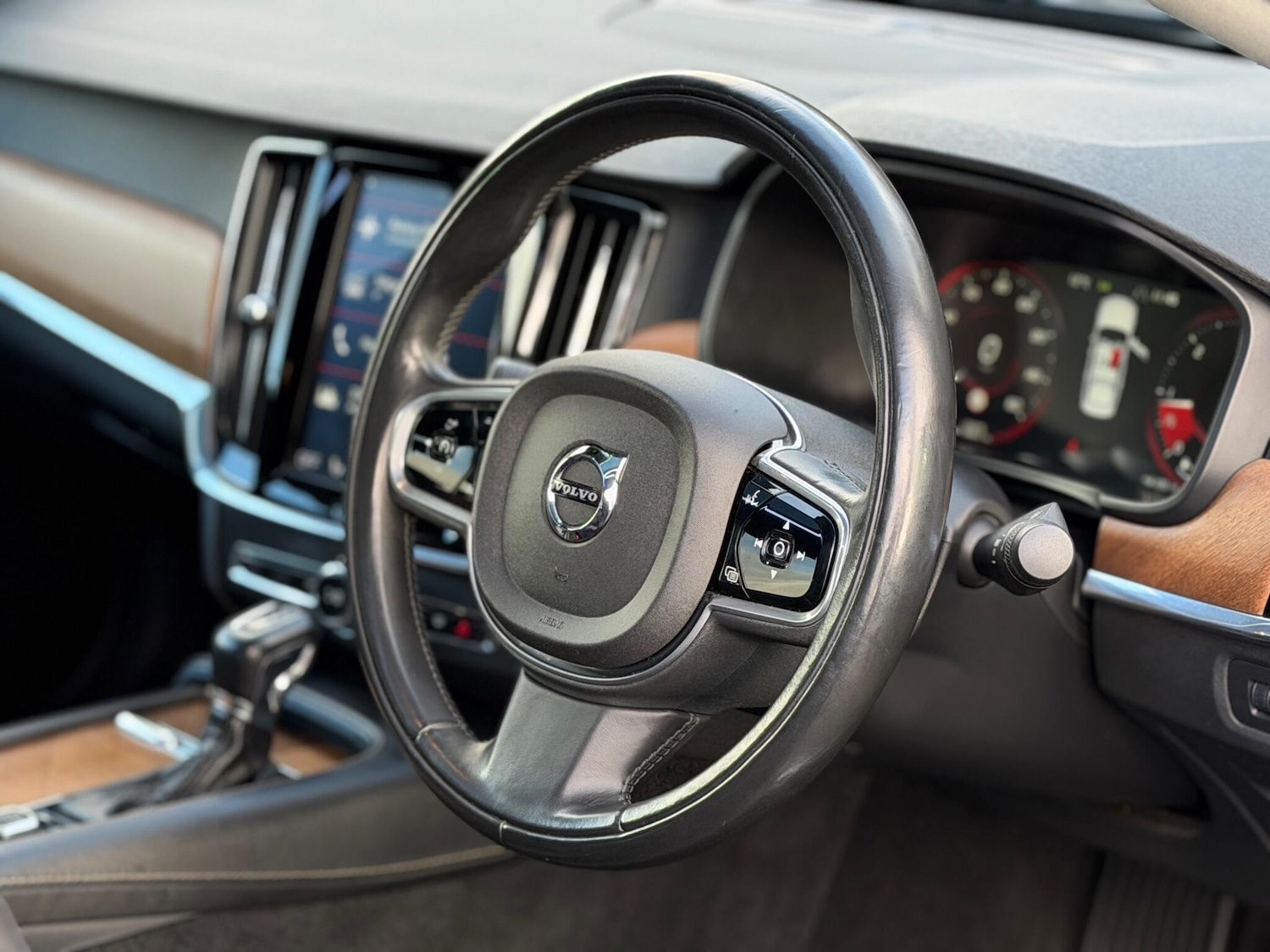 Used Volvo S90 2018 for sale - 76432695: Photo 14