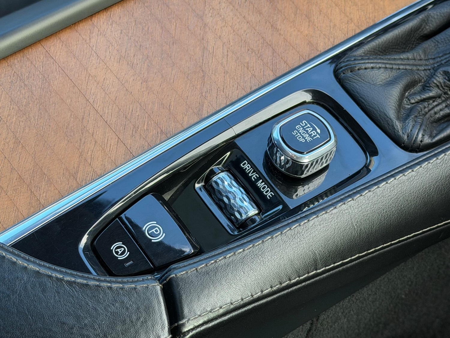 Used Volvo S90 2018 for sale - 76432695: Photo 44