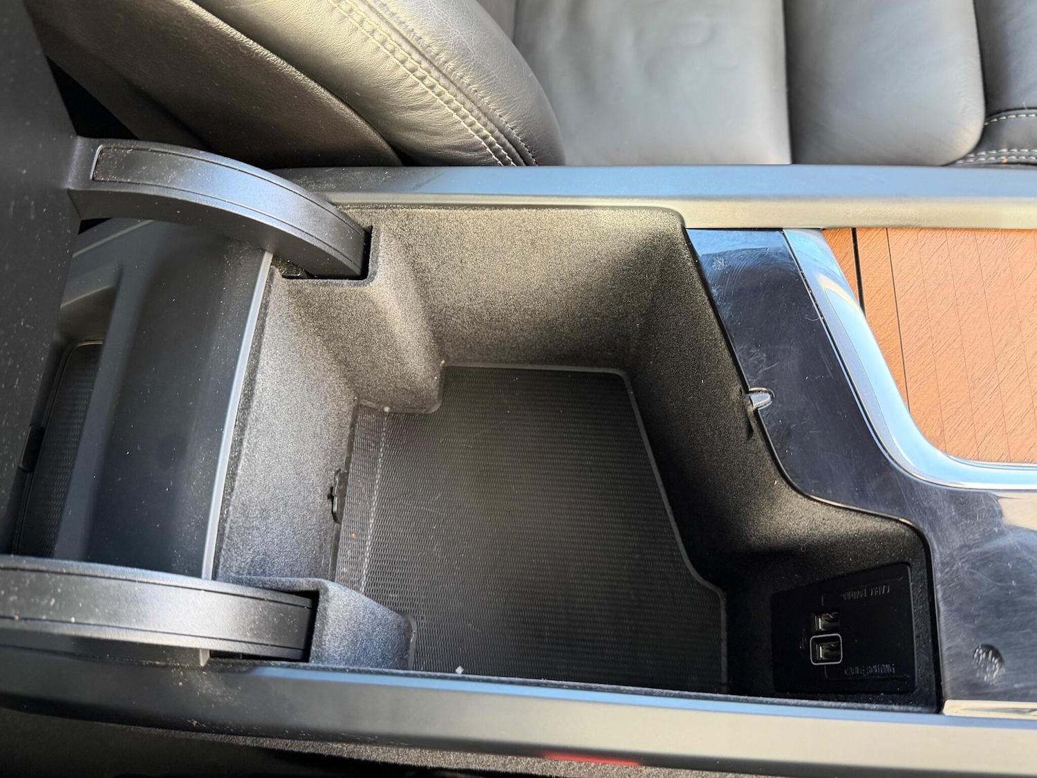 Used Volvo S90 2018 for sale - 76432695: Photo 46