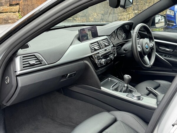 Used BMW 3 Series 2018 for sale - 76161033: Photo 15