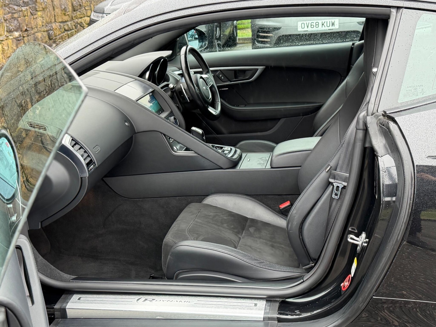 Used Jaguar F-Type 2018 for sale - 77278612: Photo 15