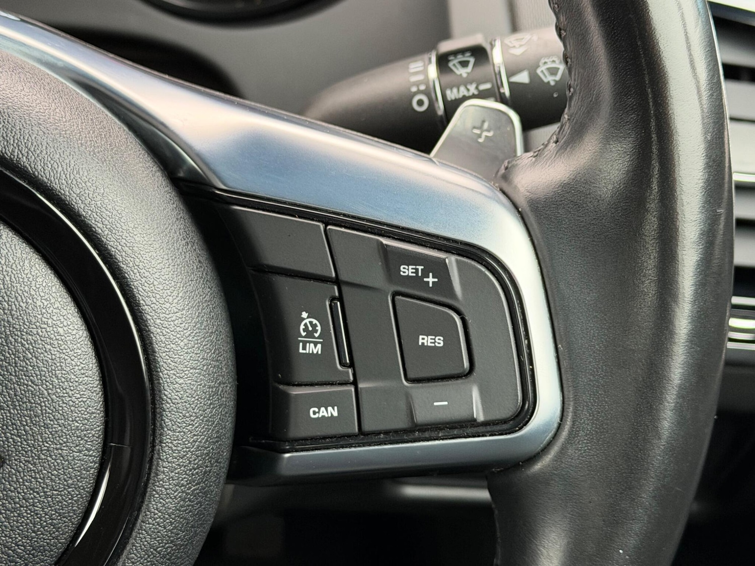 Used Jaguar F-Type 2018 for sale - 77278612: Photo 23