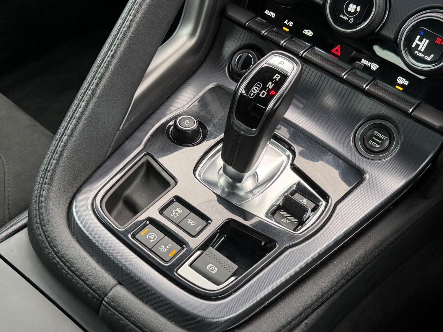 Used Jaguar F-Type 2018 for sale - 77278612: Photo 35