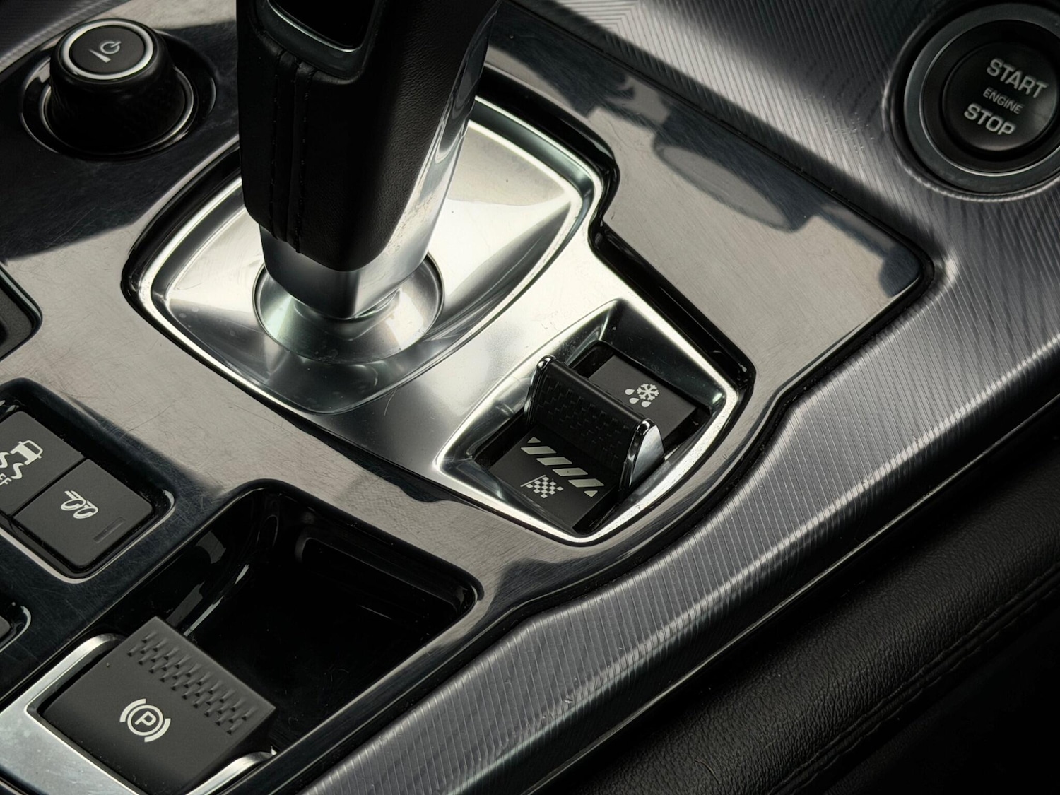 Used Jaguar F-Type 2018 for sale - 77278612: Photo 37