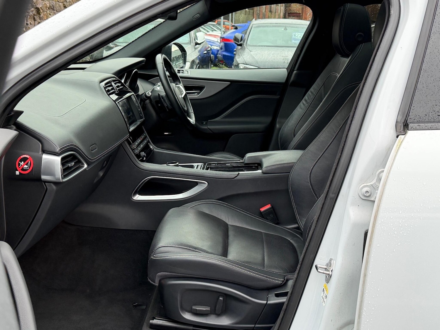 Used Jaguar F-Pace 2017 for sale - 77131009: Photo 17