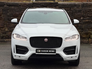 Used Jaguar F-Pace 2017 for sale - 77131009: Photo