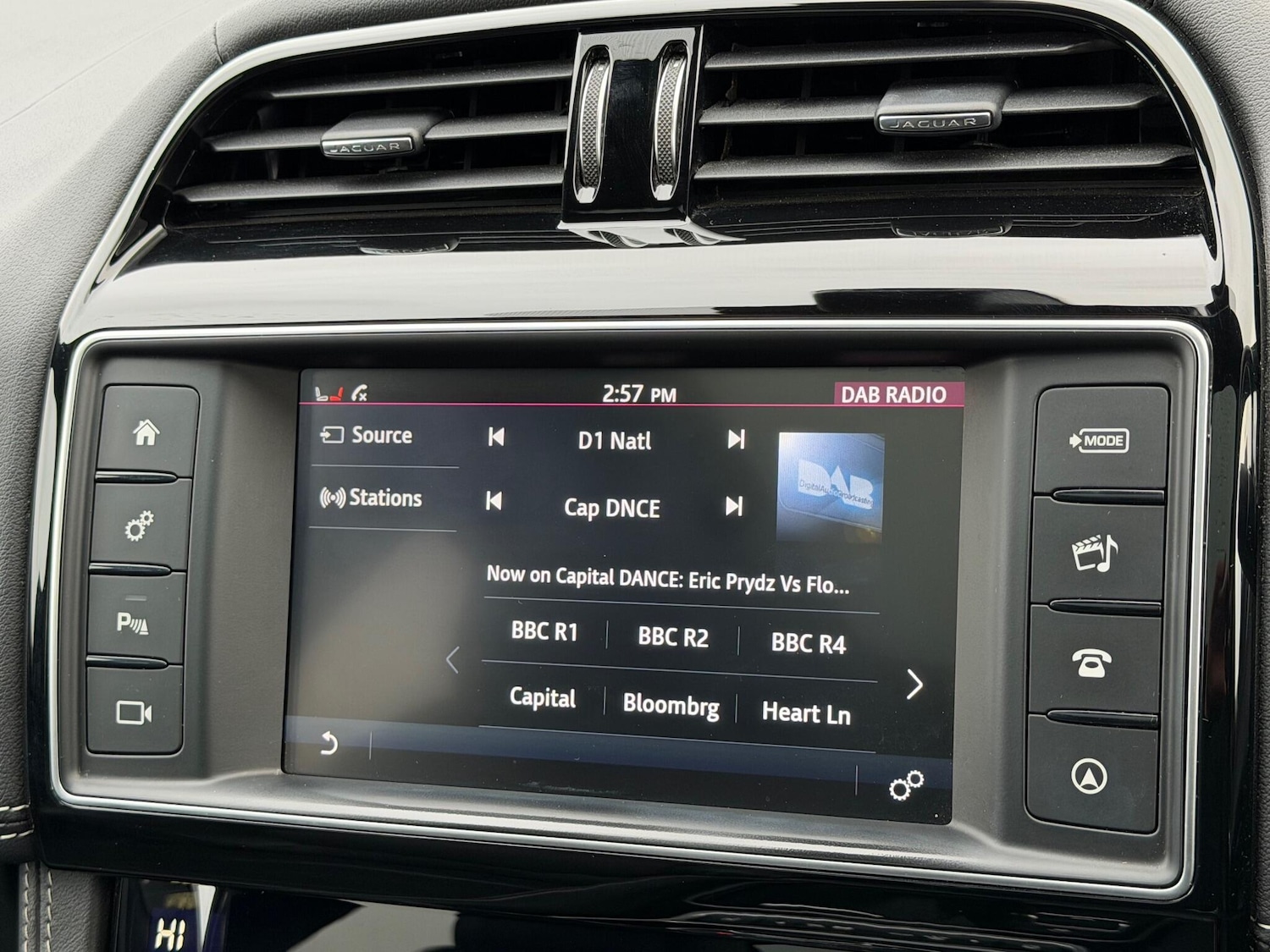 Used Jaguar F-Pace 2017 for sale - 77131009: Photo 32