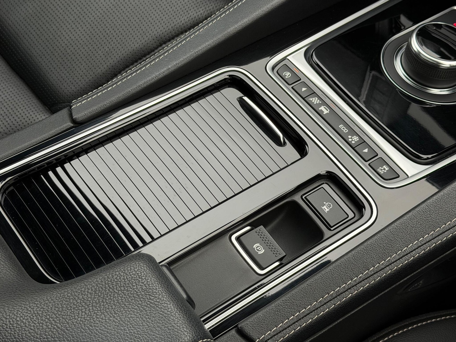 Used Jaguar F-Pace 2017 for sale - 77131009: Photo 41