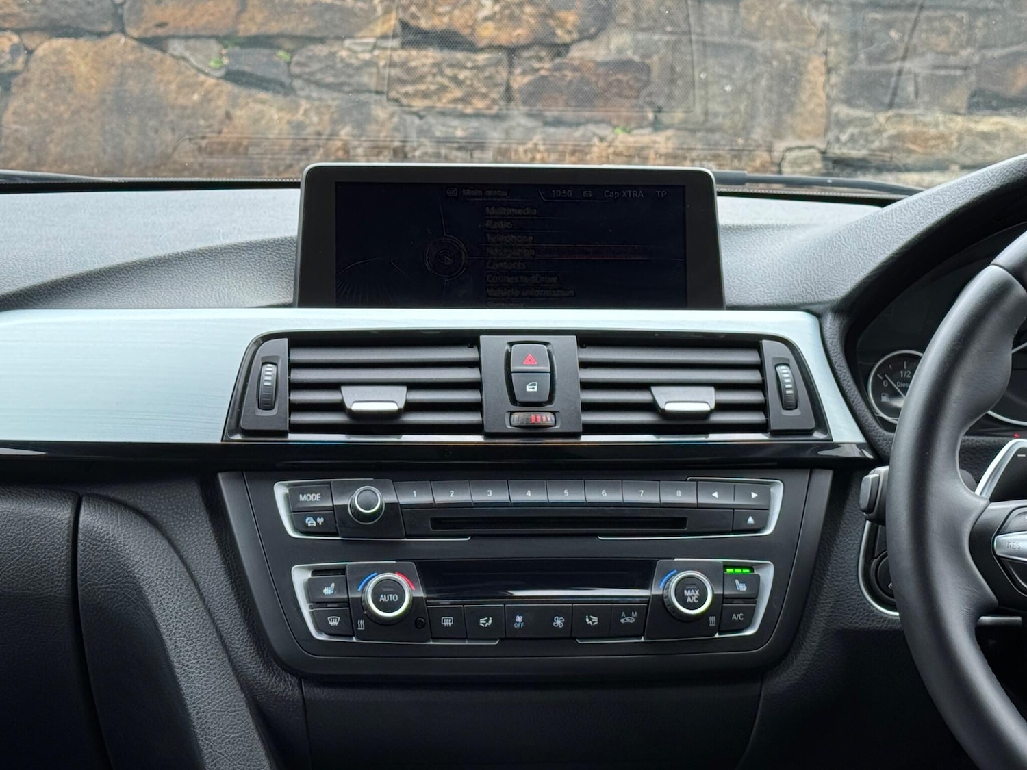 Used BMW 3 Series 2014 for sale - 76160996: Photo 28