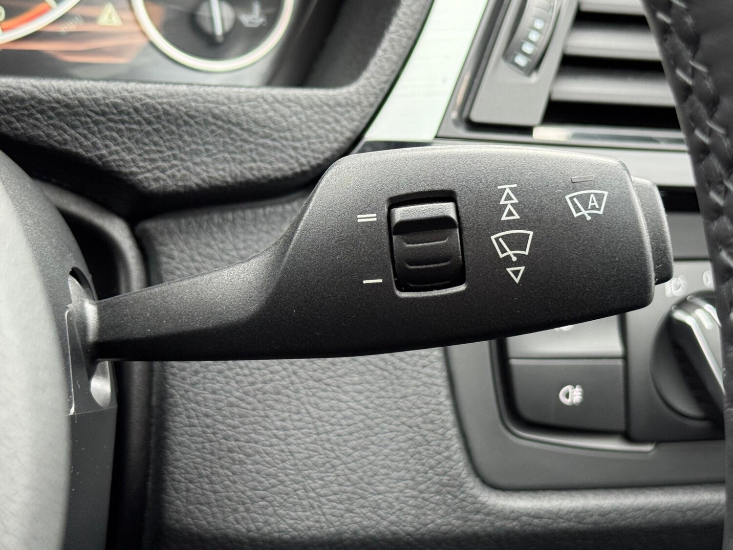 Used BMW 3 Series 2014 for sale - 76160996: Photo 57