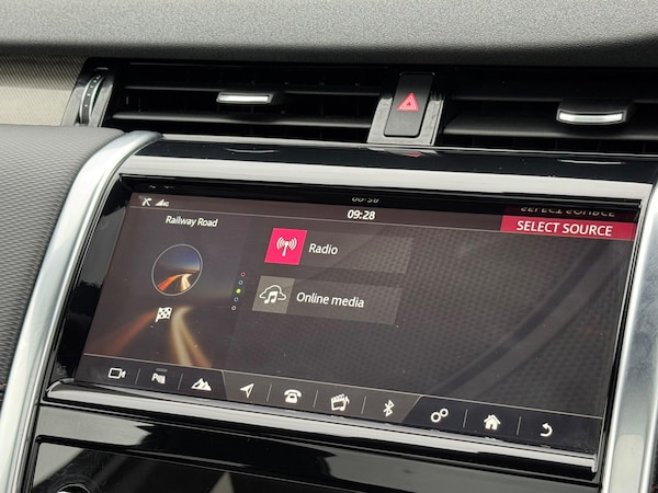 Used Land Rover Discovery Sport 2020 for sale - 76283851: Photo 37