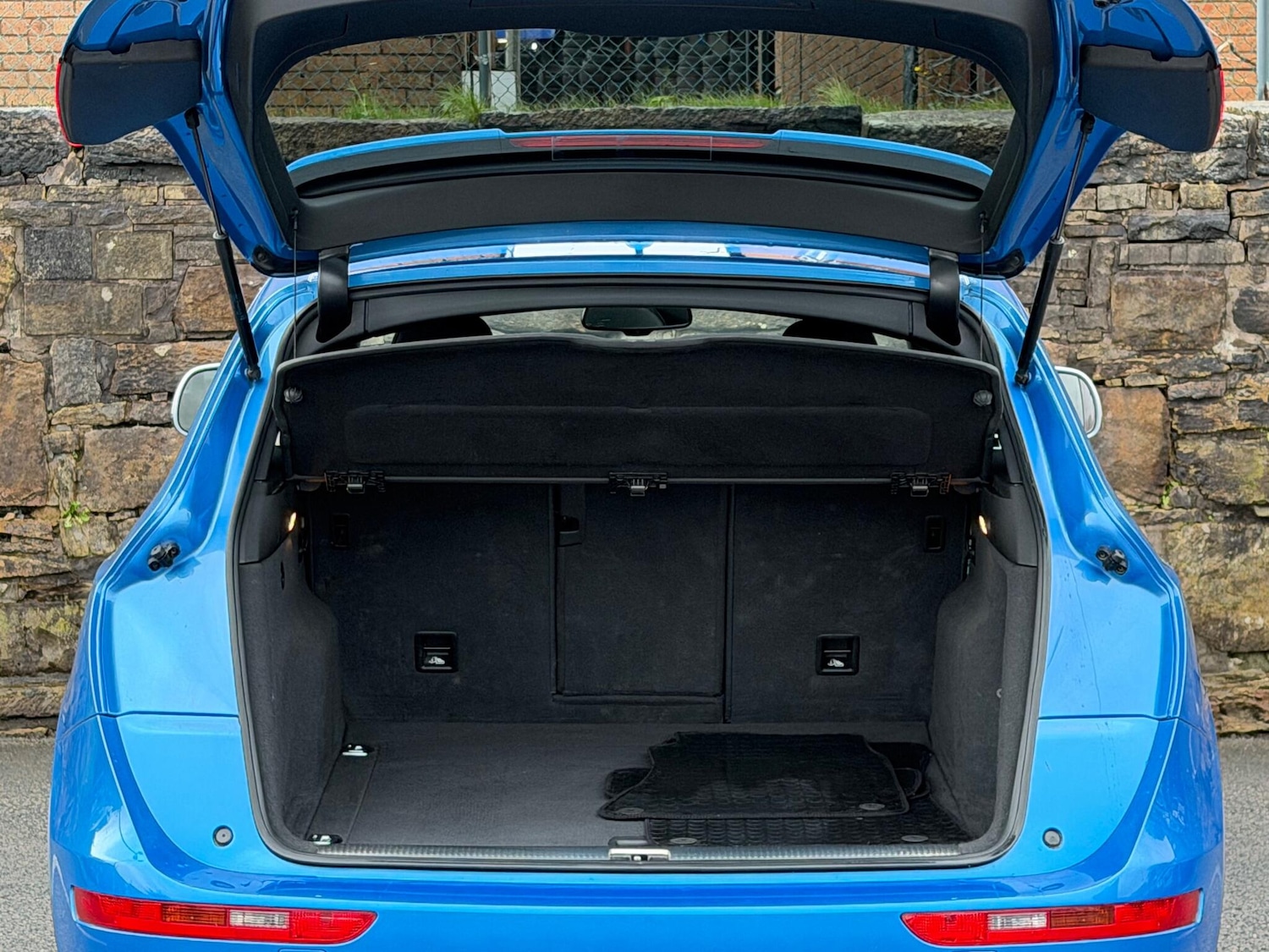 Used Audi Q5 2015 for sale - 76996841: Photo 21