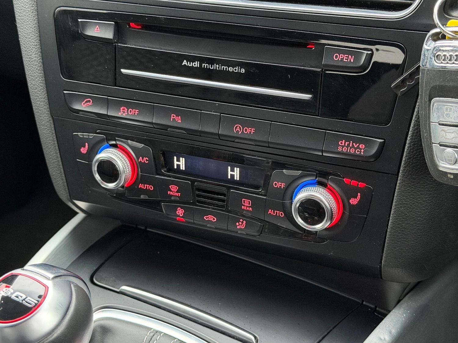 Used Audi Q5 2015 for sale - 76996841: Photo 35