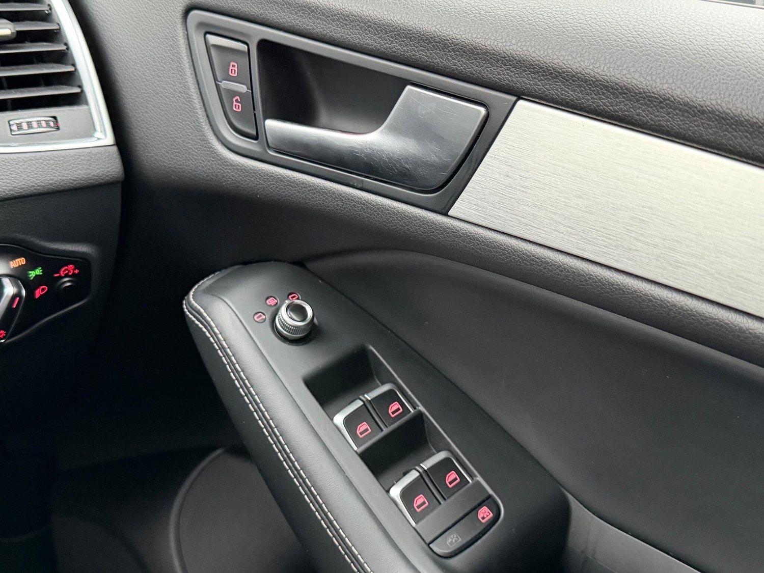 Used Audi Q5 2015 for sale - 76996841: Photo 41