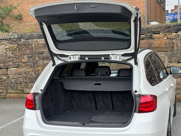 Used BMW 3 Series 2018 for sale - 76160983: Photo 19