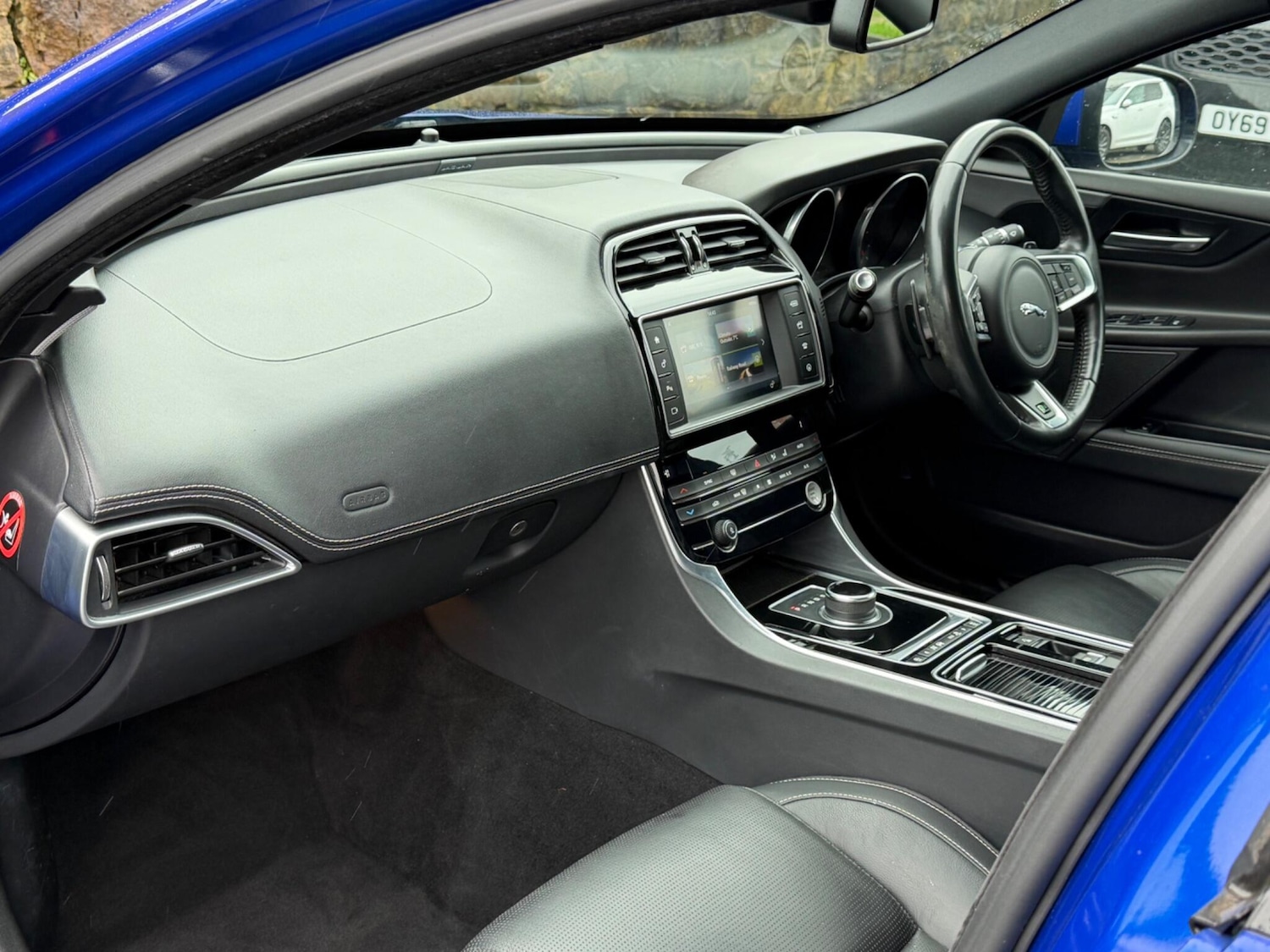 Used Jaguar XE 2017 for sale - 77510246: Photo 13