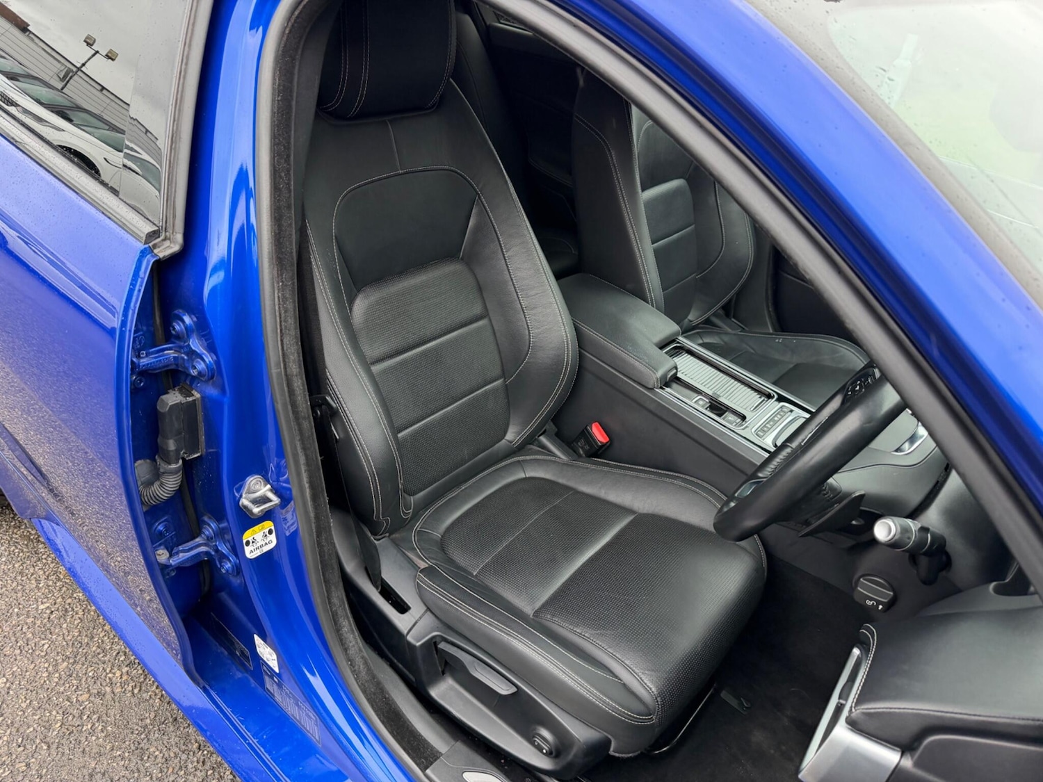 Used Jaguar XE 2017 for sale - 77510246: Photo 16