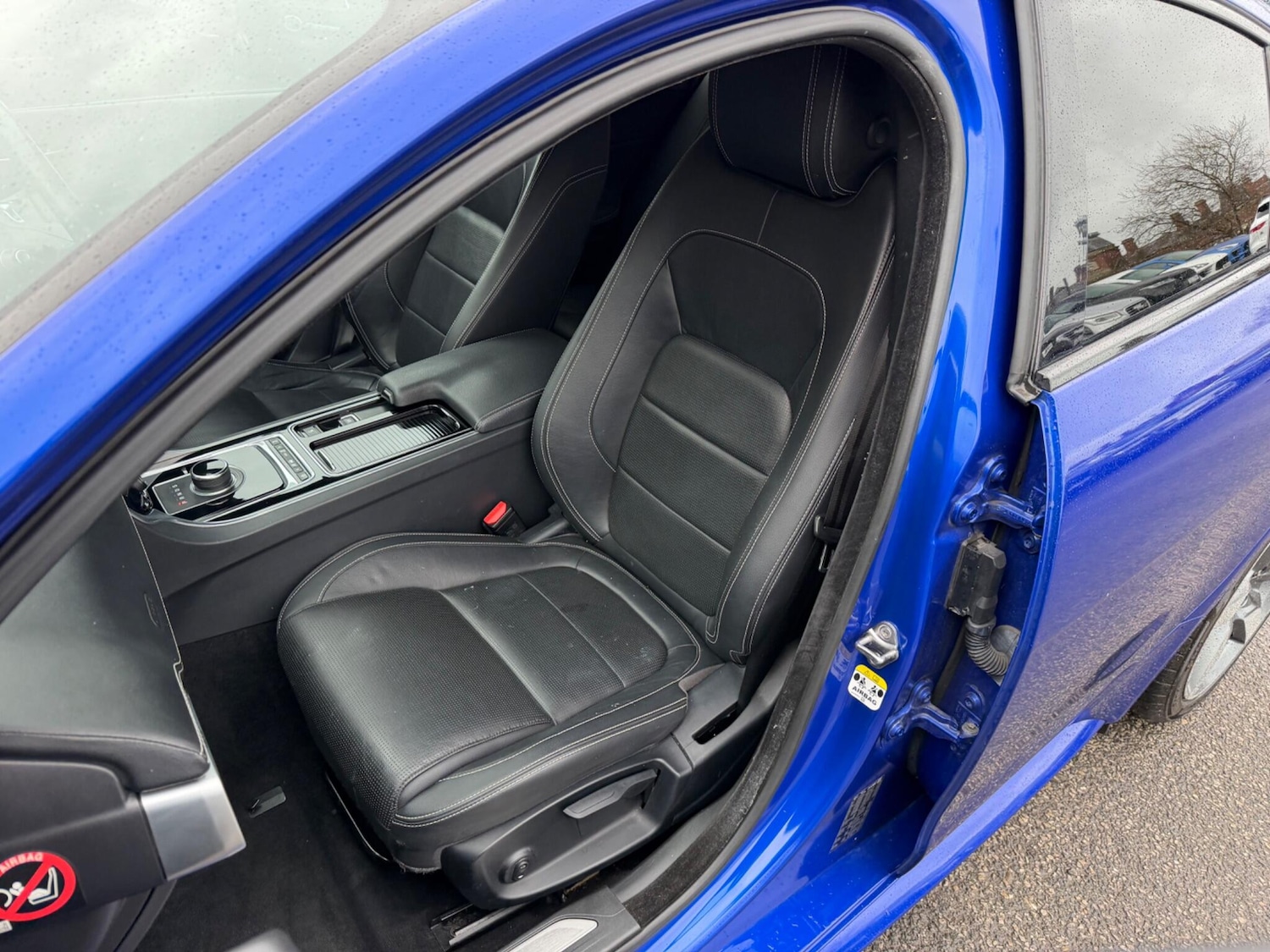 Used Jaguar XE 2017 for sale - 77510246: Photo 17