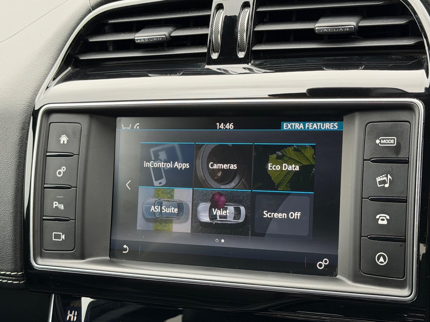 Used Jaguar XE 2017 for sale - 77510246: Photo 31