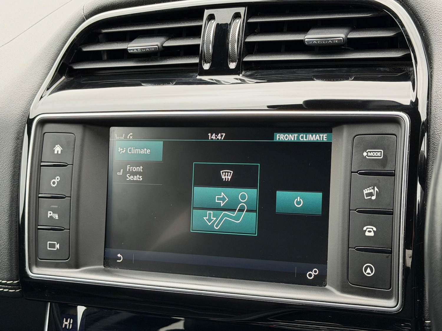 Used Jaguar XE 2017 for sale - 77510246: Photo 32