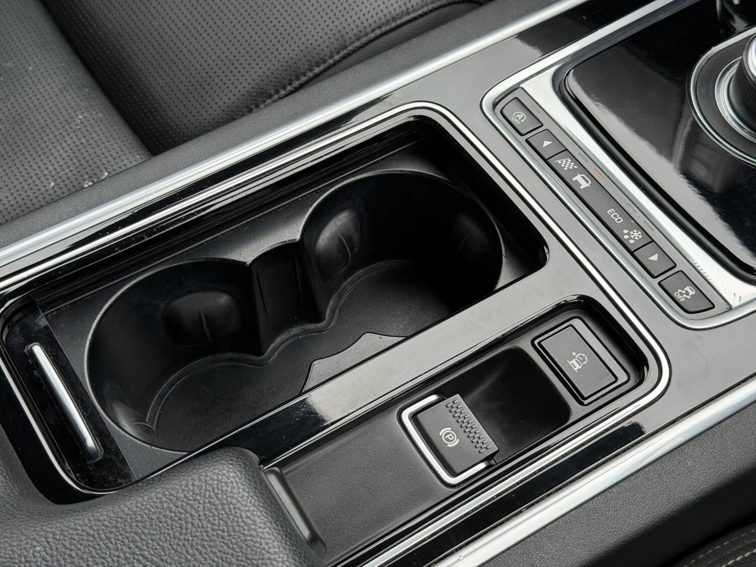 Used Jaguar XE 2017 for sale - 77510246: Photo 38