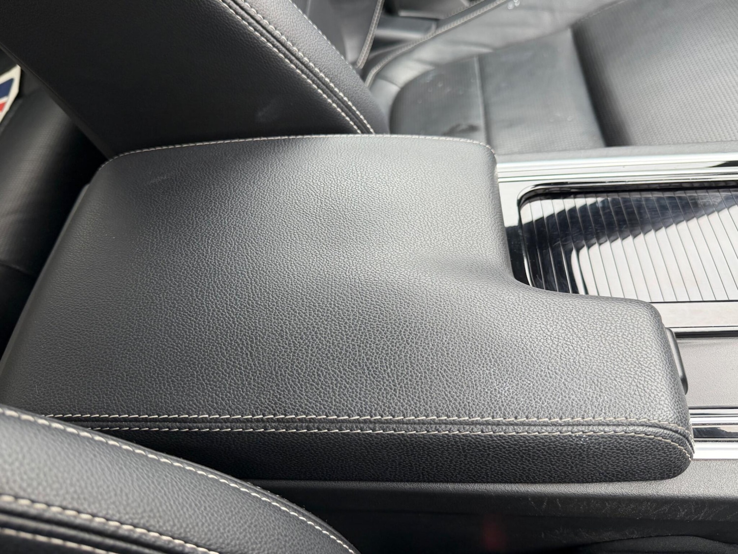 Used Jaguar XE 2017 for sale - 77510246: Photo 40