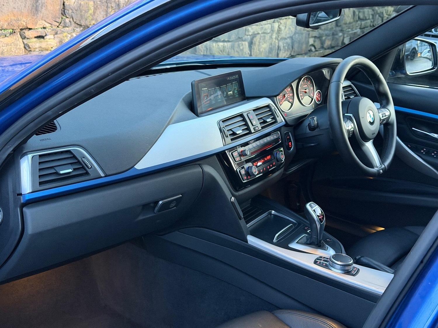 Used BMW 3 Series 2017 for sale - 77081377: Photo 14