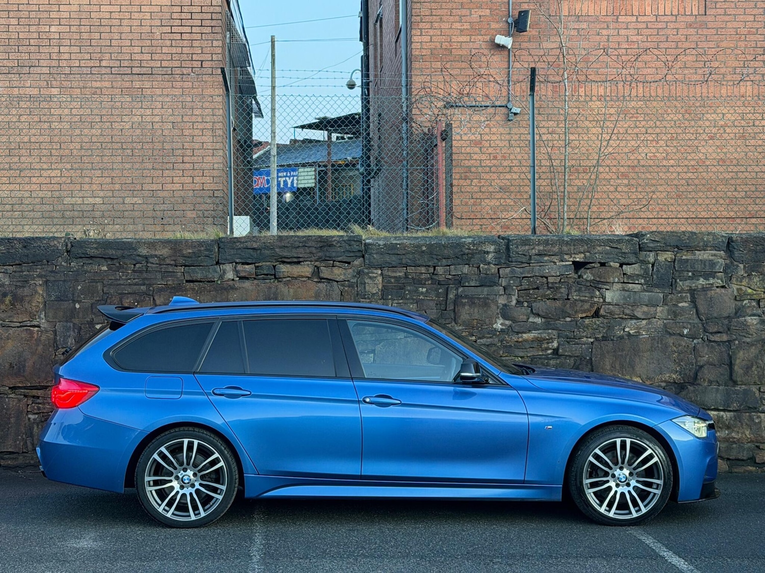 Used BMW 3 Series 2017 for sale - 77081377: Photo 8