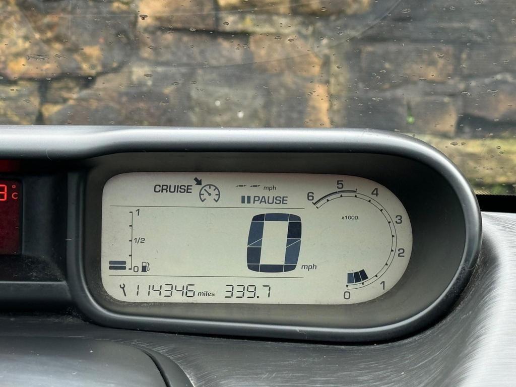 Used Citroen C3 Picasso 2010 for sale - 76160982: Photo 21