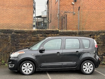 Used Citroen C3 Picasso 2010 for sale - 76160982: Photo