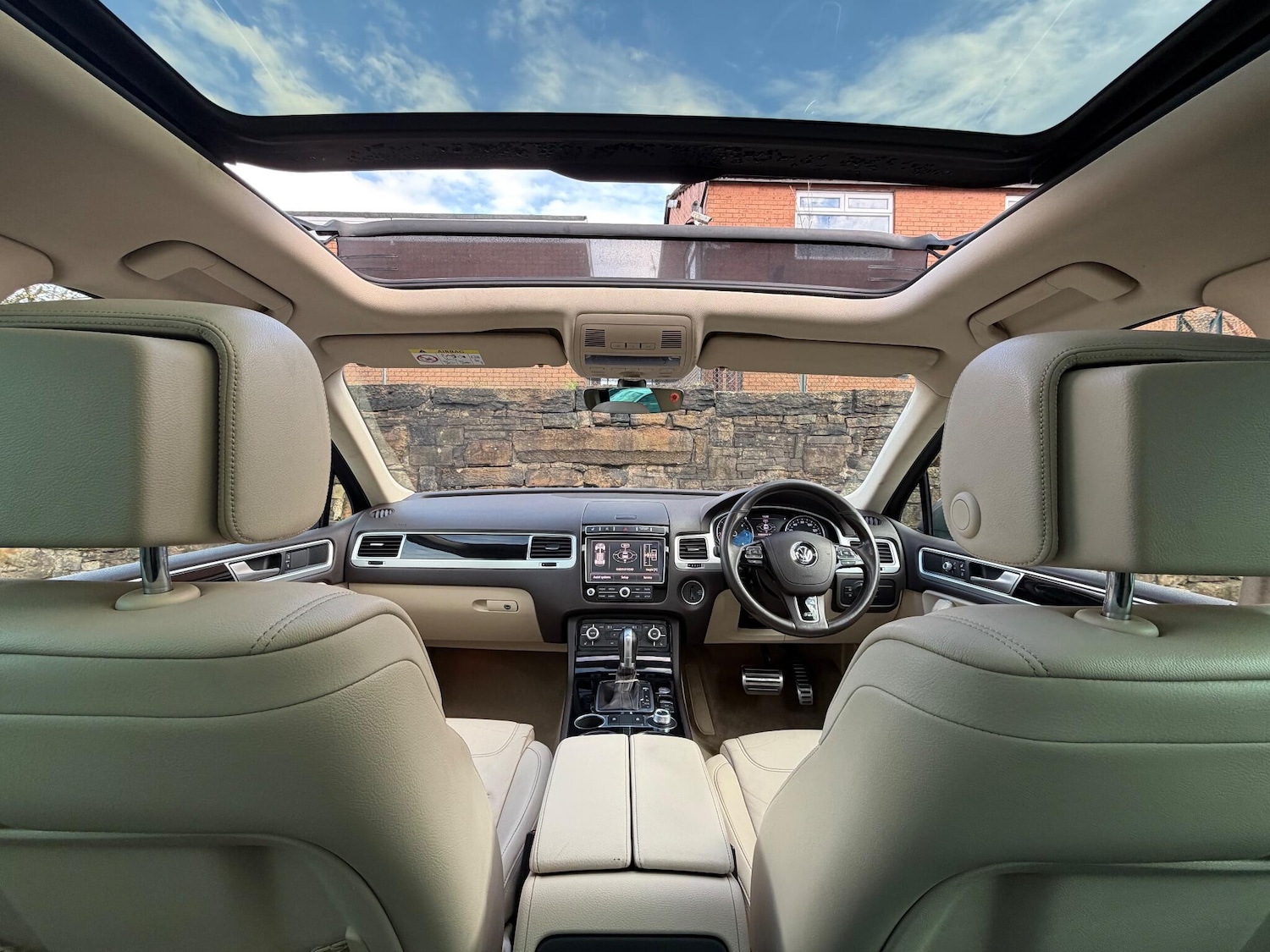 Used Volkswagen Touareg 2016 for sale - 76801961: Photo 11