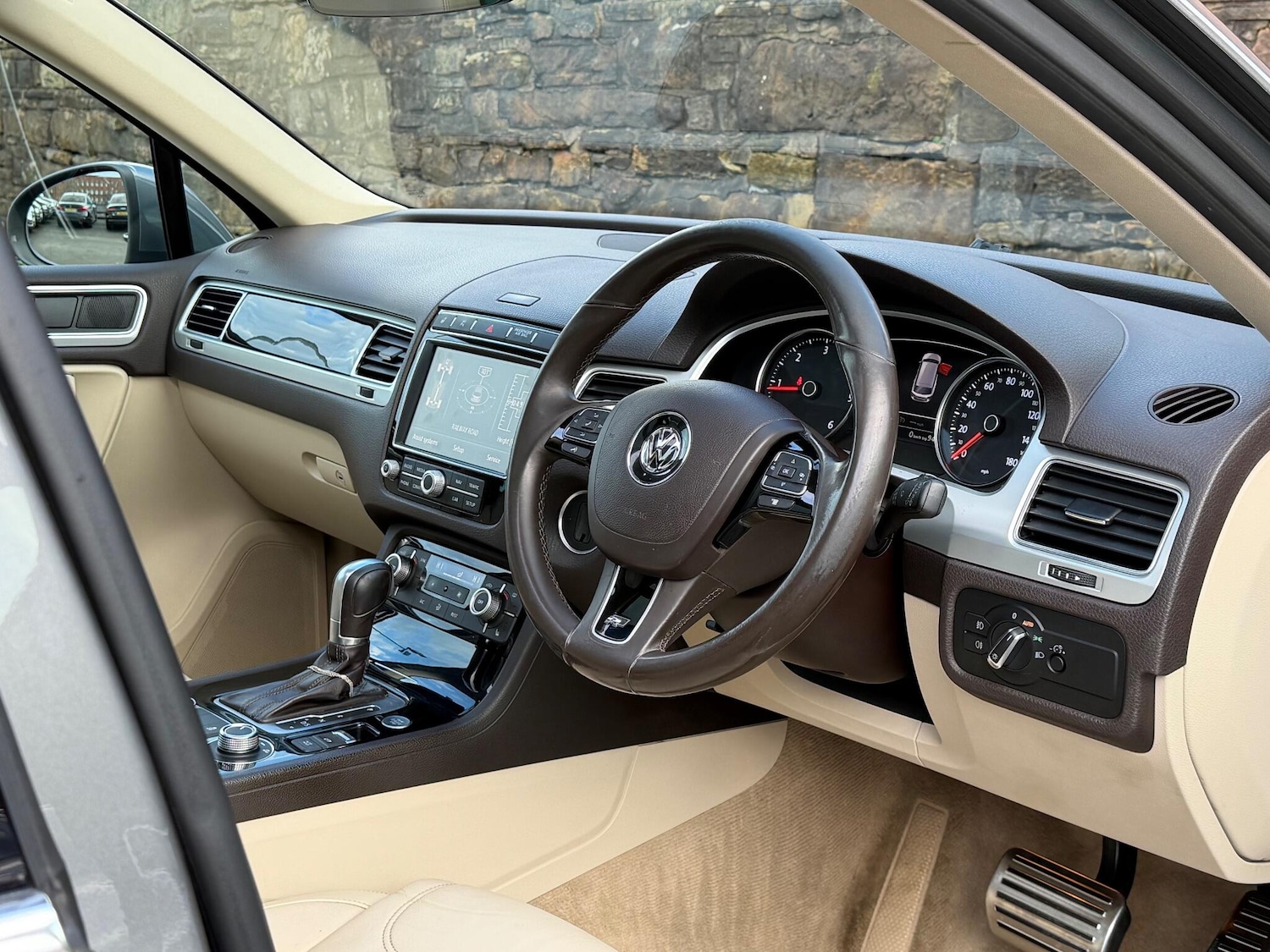 Used Volkswagen Touareg 2016 for sale - 76801961: Photo 13