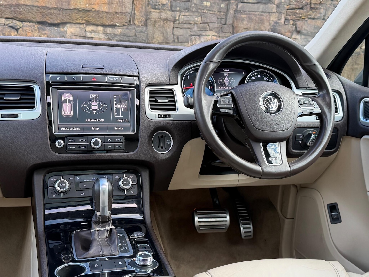 Used Volkswagen Touareg 2016 for sale - 76801961: Photo 25