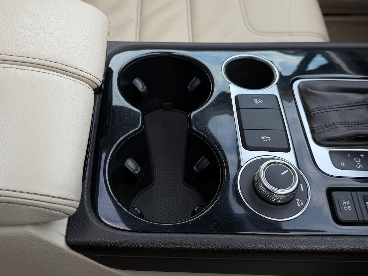 Used Volkswagen Touareg 2016 for sale - 76801961: Photo 46