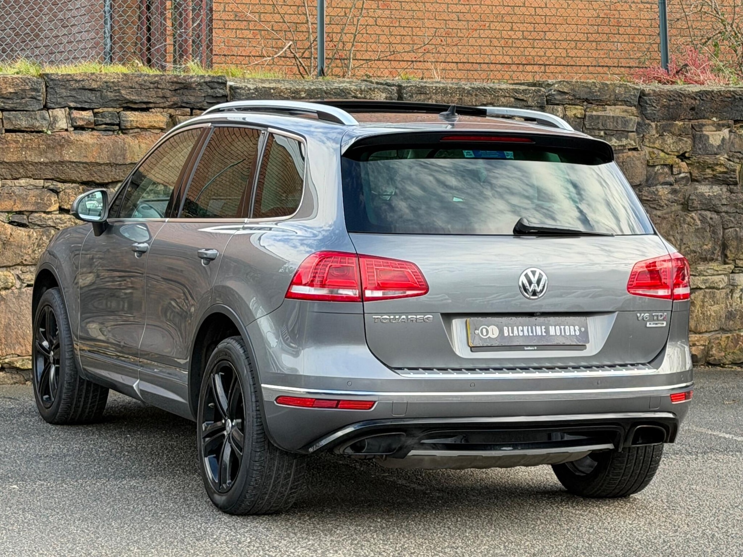 Used Volkswagen Touareg 2016 for sale - 76801961: Photo 5