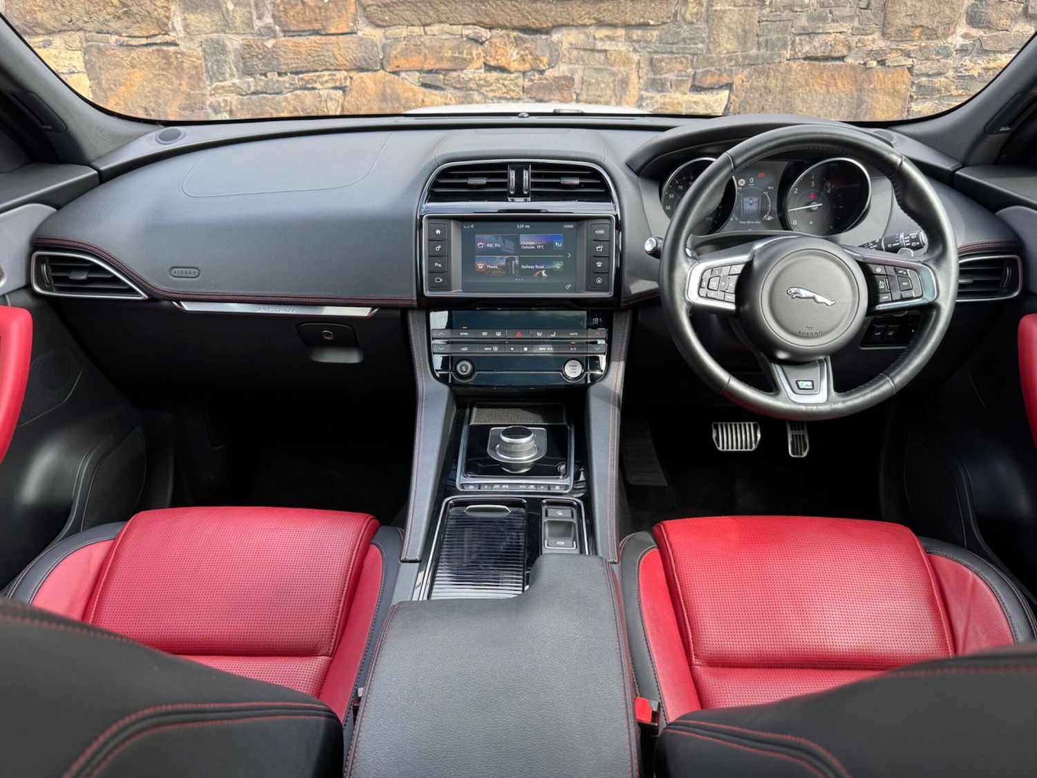 Used Jaguar F-Pace 2018 for sale - 76161005: Photo 12