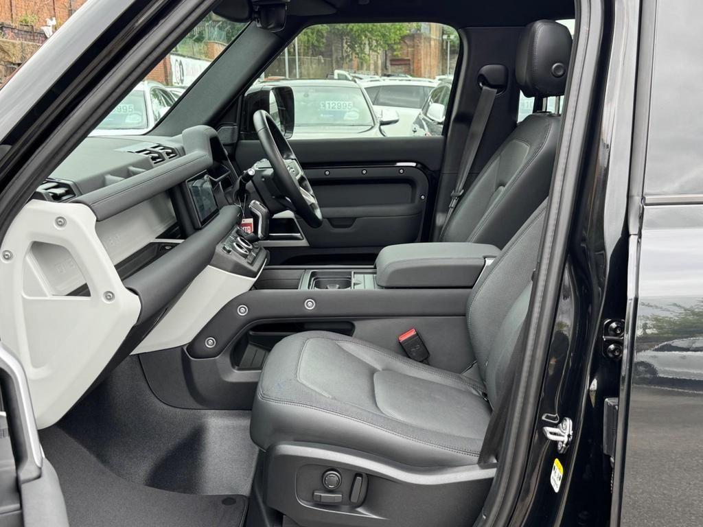 Used Land Rover Defender 2022 for sale - 76161009: Photo 26