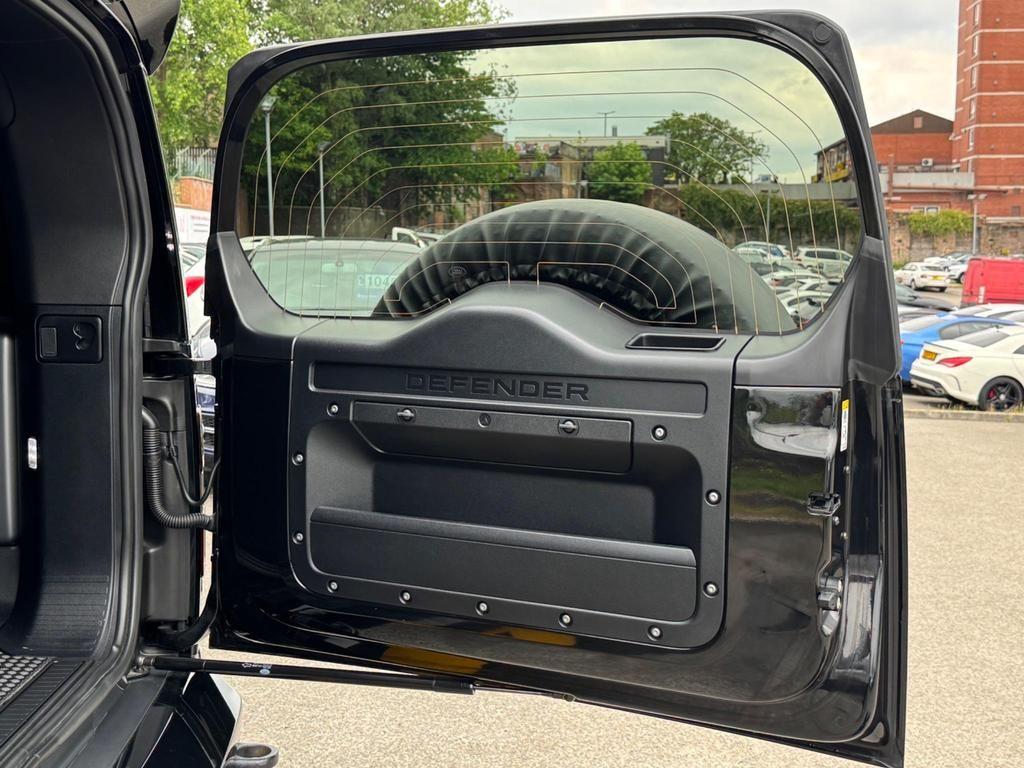 Used Land Rover Defender 2022 for sale - 76161009: Photo 70