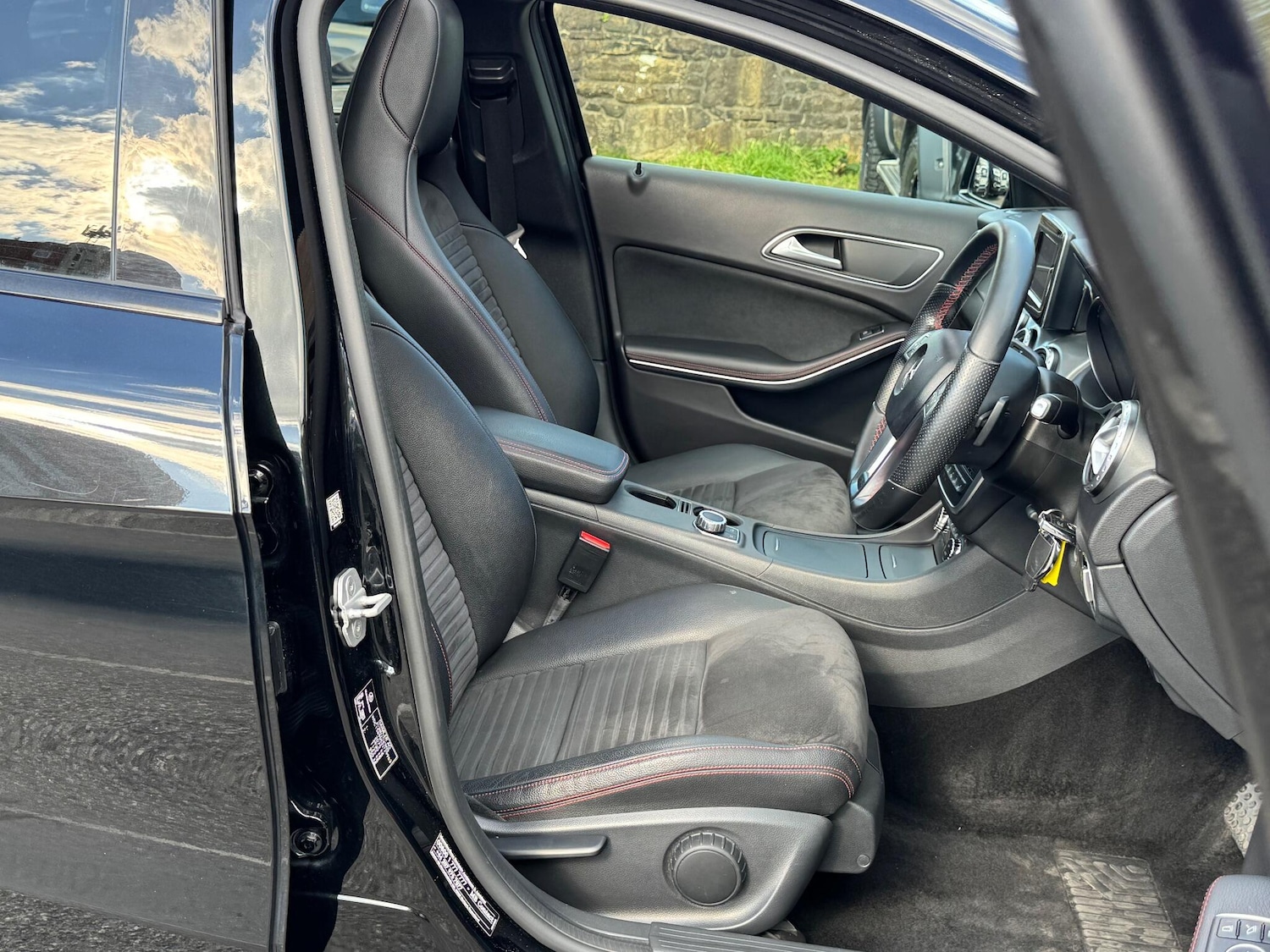 Used Mercedes-Benz GLA 2015 for sale - 76160980: Photo 16