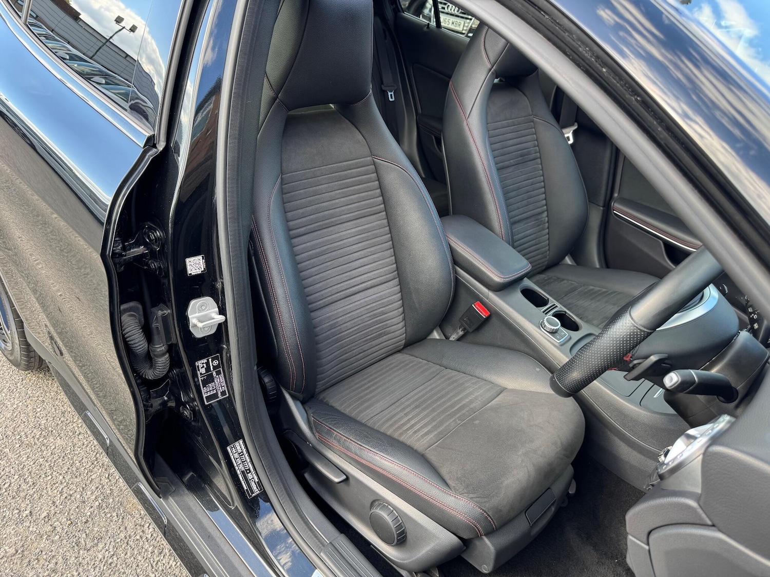 Used Mercedes-Benz GLA 2015 for sale - 76160980: Photo 18