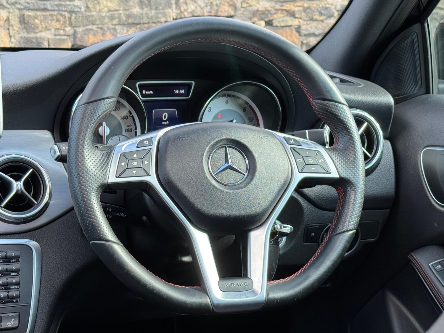 Used Mercedes-Benz GLA 2015 for sale - 76160980: Photo 27