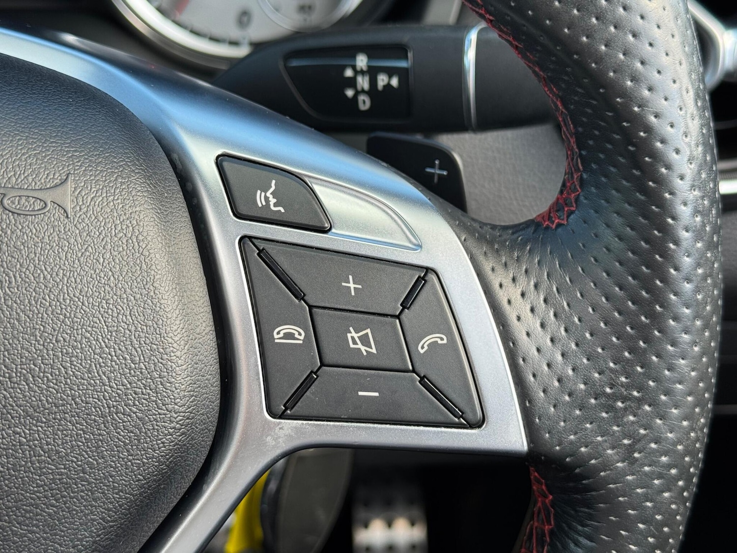 Used Mercedes-Benz GLA 2015 for sale - 76160980: Photo 28