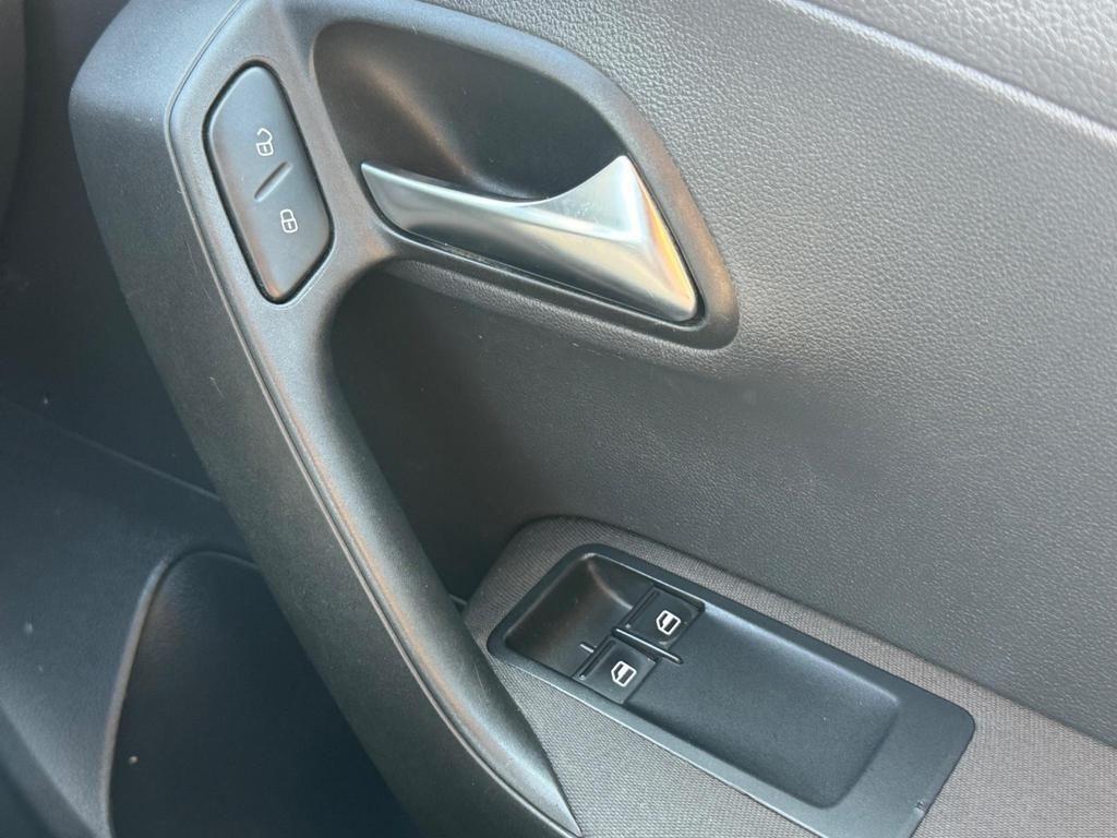 Used Volkswagen Polo 2013 for sale - 76161002: Photo 39